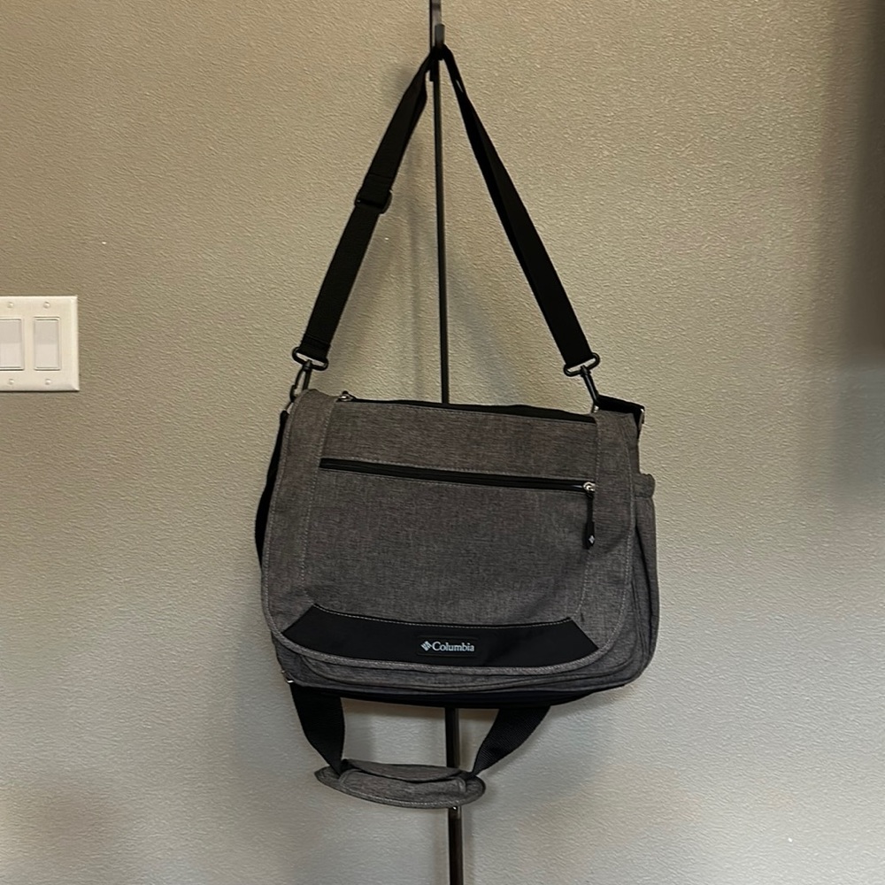 Columbia grey diaper bag brand new without tags